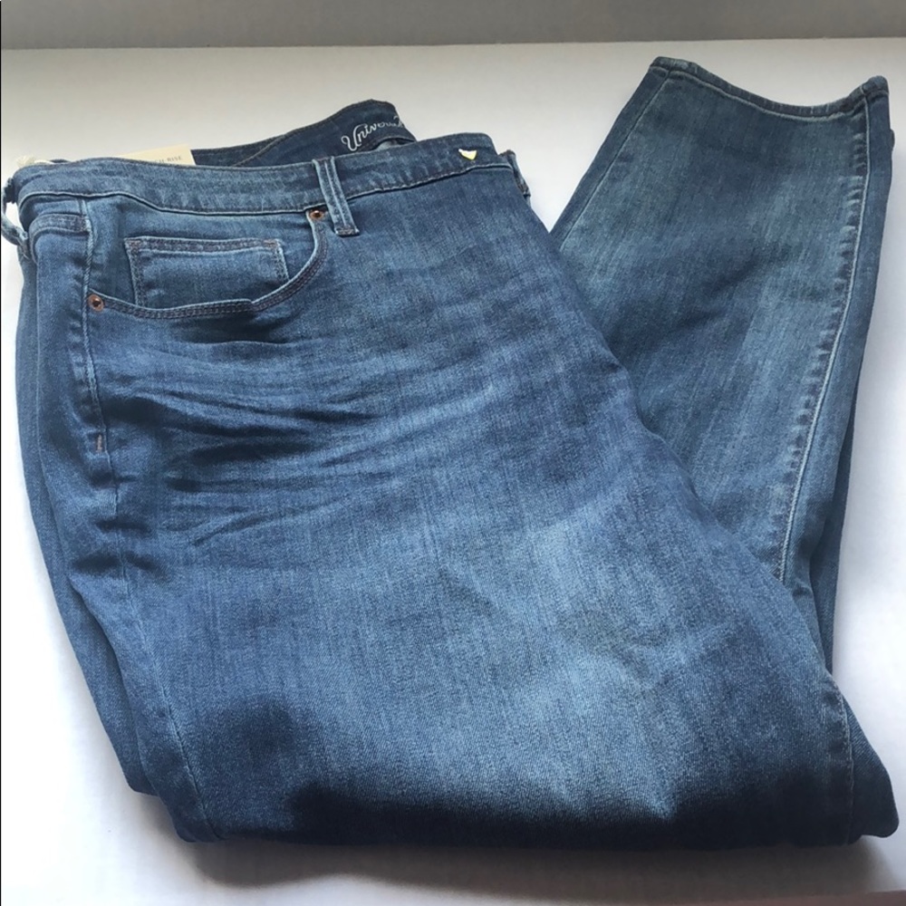 Denim jeans inseam 28 inches dark wash